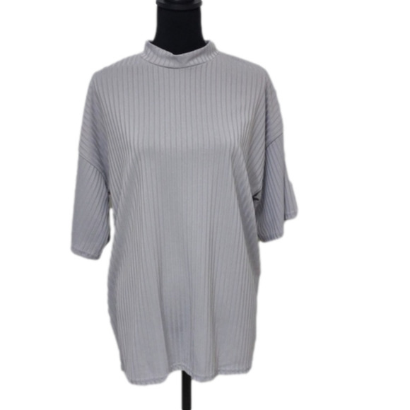 Missguided ribbed mock neck short sleeve blouse, gray, size 6(L), EUC - Picture 1 of 8